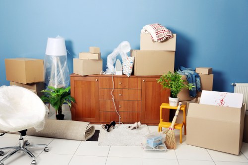 Local moving van service for home and business relocations in Richmond upon Thames