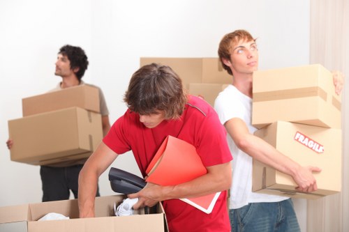 House removal vehicle for moves across Richmond upon Thames