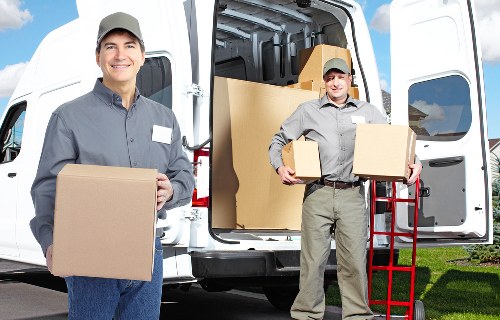 Reliable Richmond upon Thames movers supporting a smooth relocation